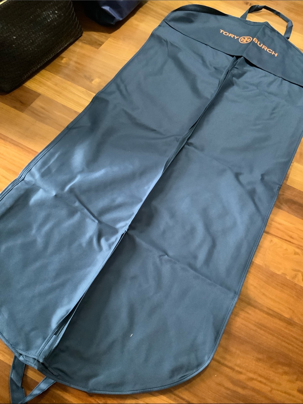 Tory Burch garment bag BLUE TORY BURCH BLUE protective clothes cover